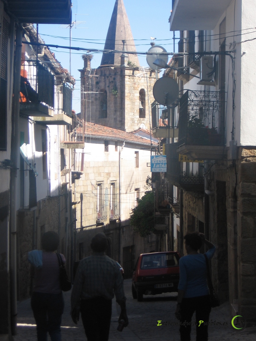 Ver Campanario Hoyos